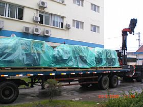 塑膠機(jī)搬遷-廣州搬家公司，廣州設(shè)備搬運(yùn)公司，廣州吊裝公司，支點(diǎn)搬運(yùn)公司
